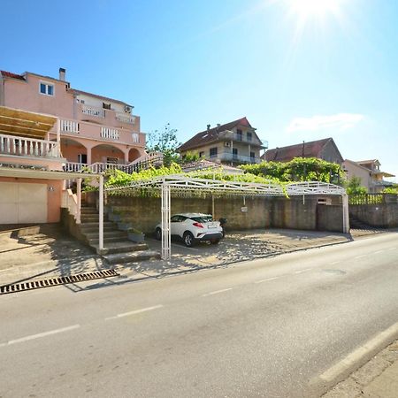 Stradioti Apartments Tivat Eksteriør billede