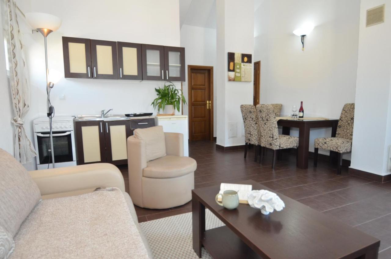 Stradioti Apartments Tivat Eksteriør billede