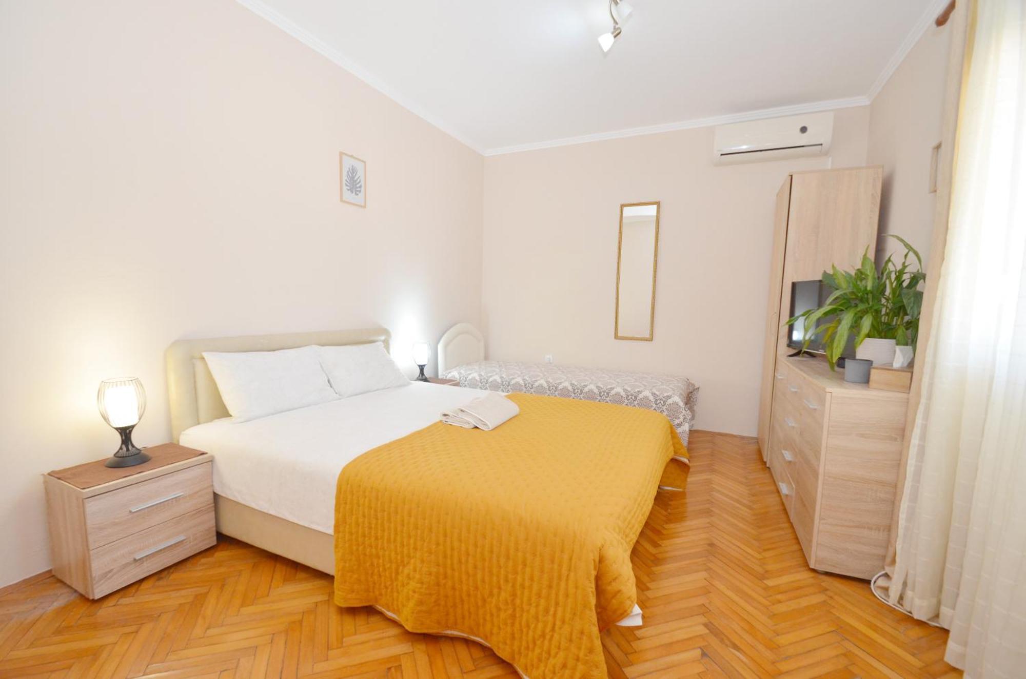 Stradioti Apartments Tivat Eksteriør billede