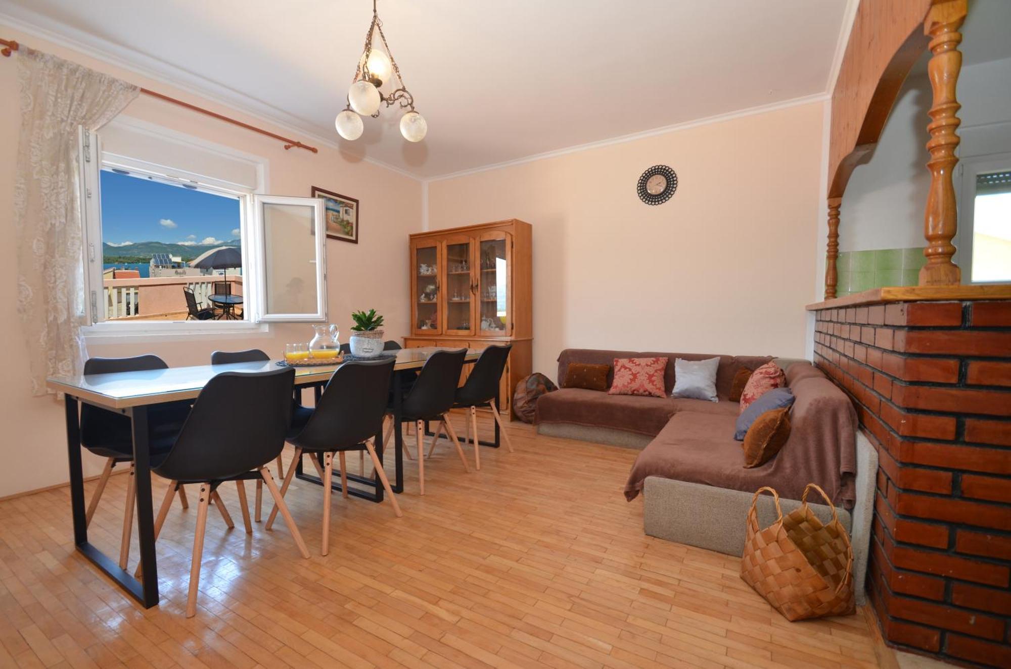 Stradioti Apartments Tivat Eksteriør billede