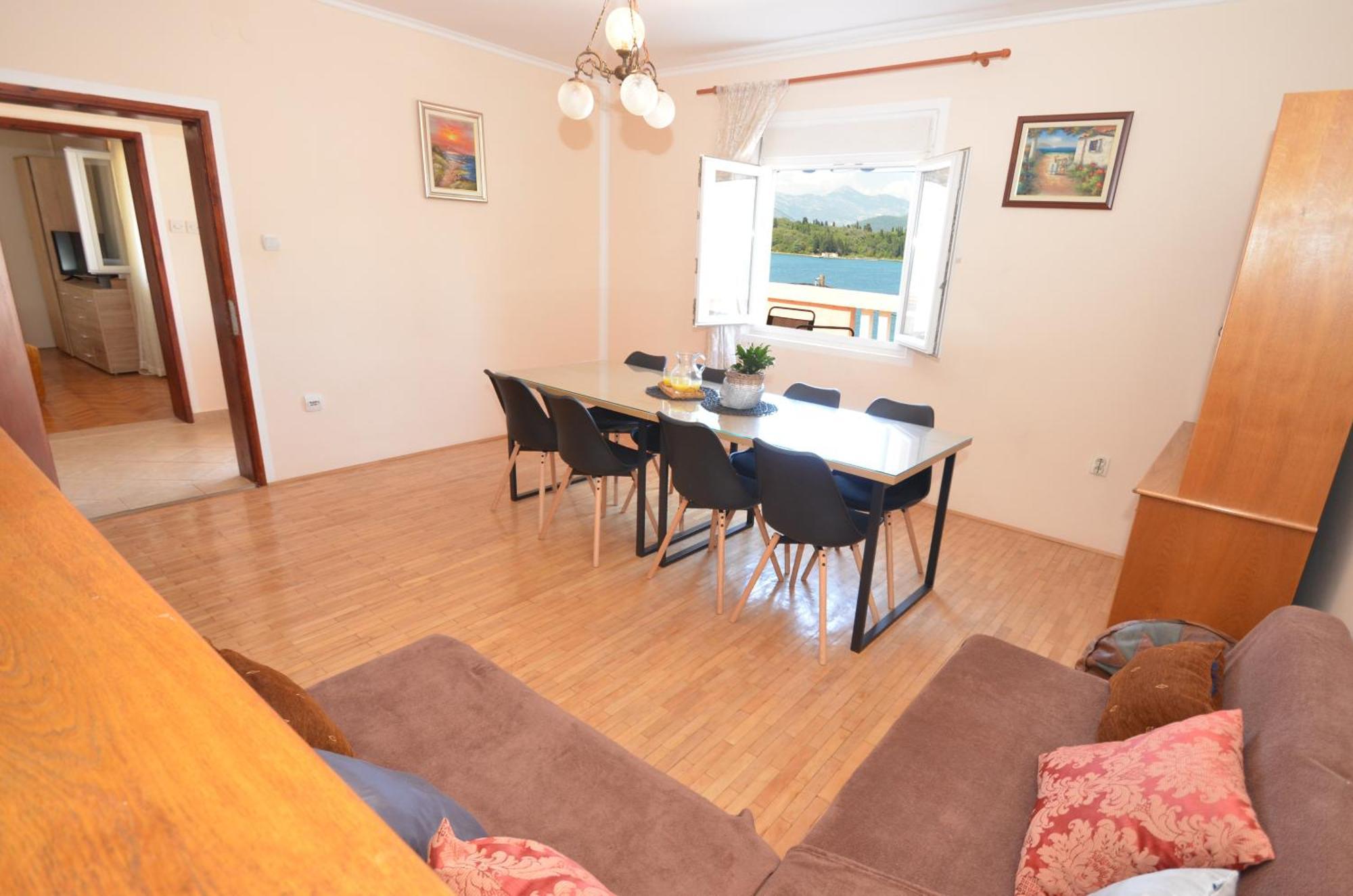 Stradioti Apartments Tivat Eksteriør billede